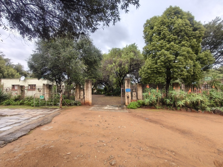 Commercial Property for Sale in Lindleyspoort North West